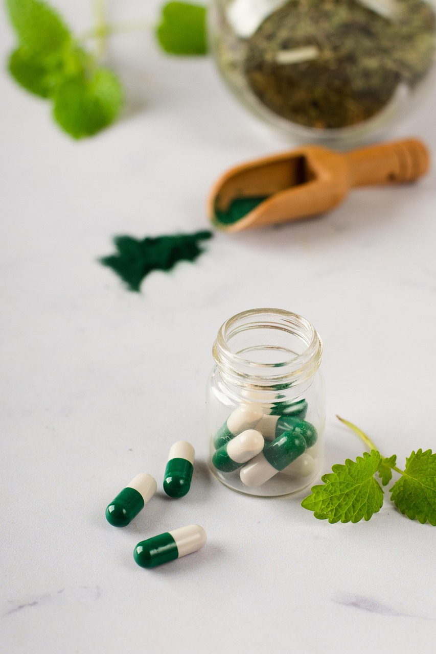 medicine 8344374 1280